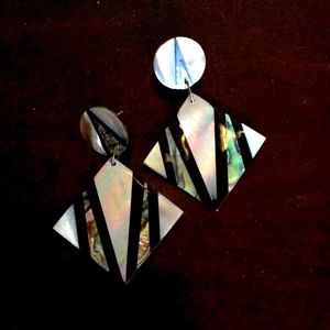 Jewelry 4 Listings for $12🌟Genuine Abalone Shell Earrings